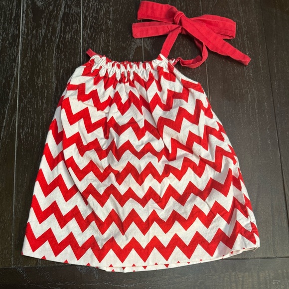 None Other - BOUTIQUE BABY GIRL ONE SHOULDER CHEVRON DRESS